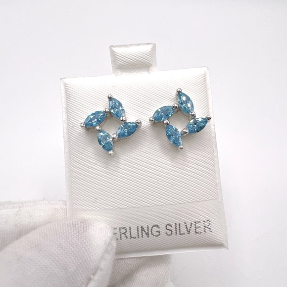 .925 Sterling Silver Marquis Blue Topaz Cz Earrings - Picture 3 of 12